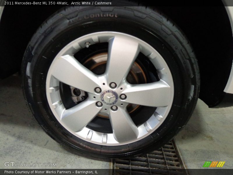 Arctic White / Cashmere 2011 Mercedes-Benz ML 350 4Matic
