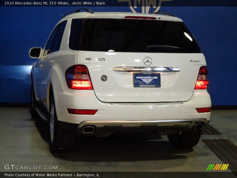 Arctic White / Black 2010 Mercedes-Benz ML 350 4Matic