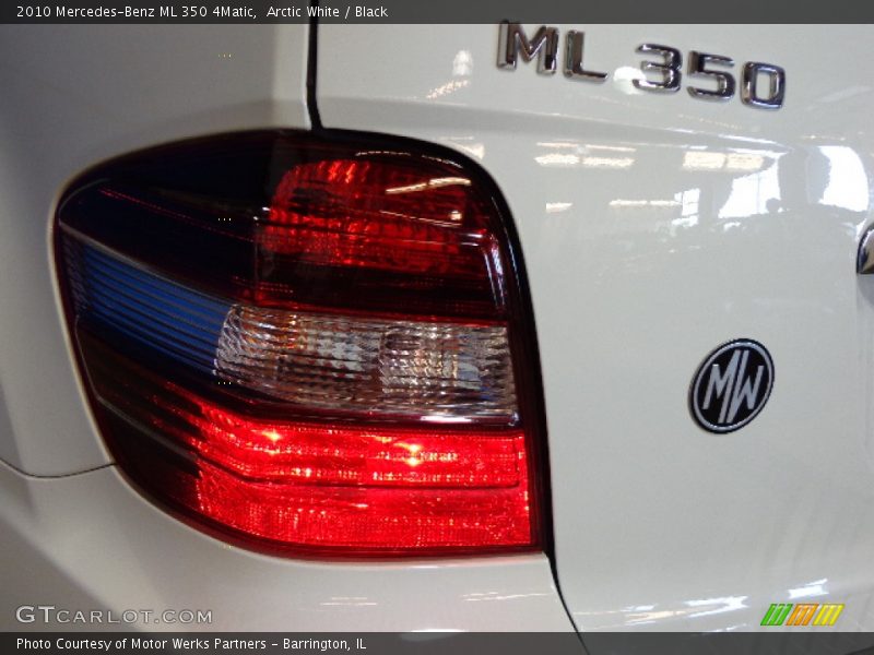 Arctic White / Black 2010 Mercedes-Benz ML 350 4Matic