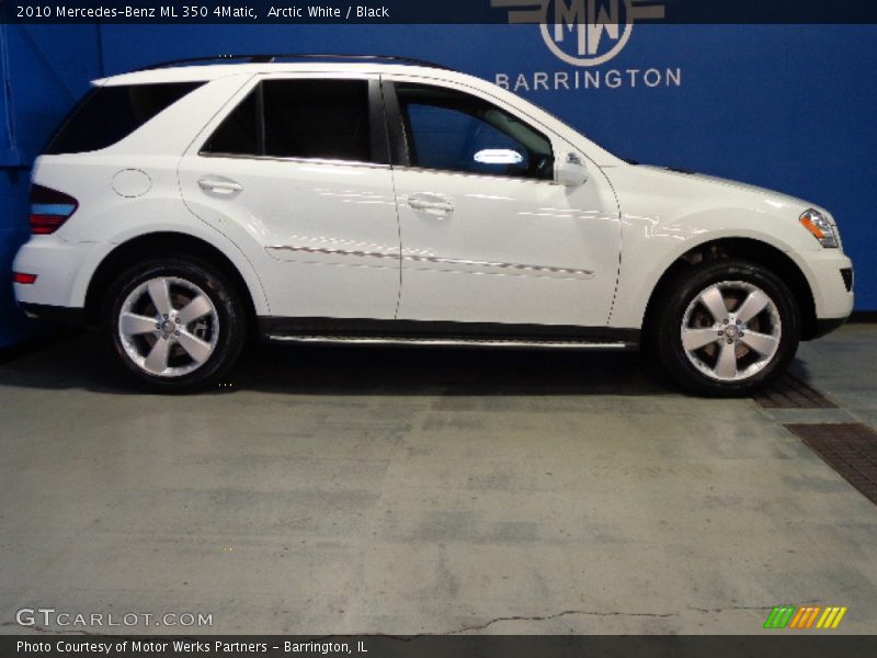 Arctic White / Black 2010 Mercedes-Benz ML 350 4Matic
