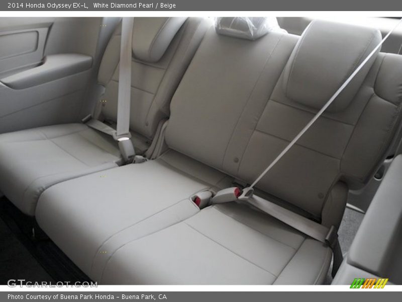 White Diamond Pearl / Beige 2014 Honda Odyssey EX-L