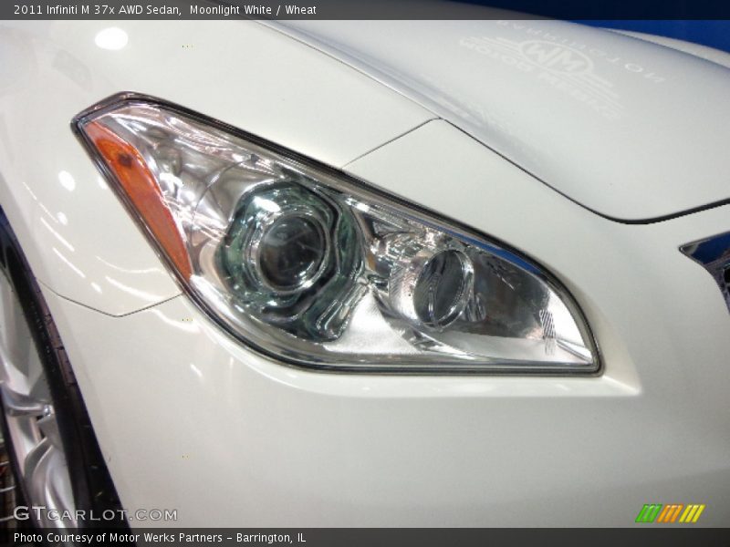Moonlight White / Wheat 2011 Infiniti M 37x AWD Sedan