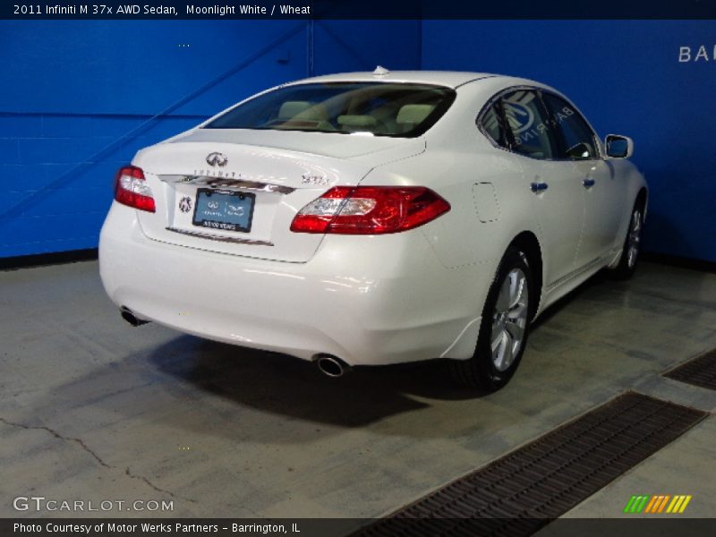 Moonlight White / Wheat 2011 Infiniti M 37x AWD Sedan