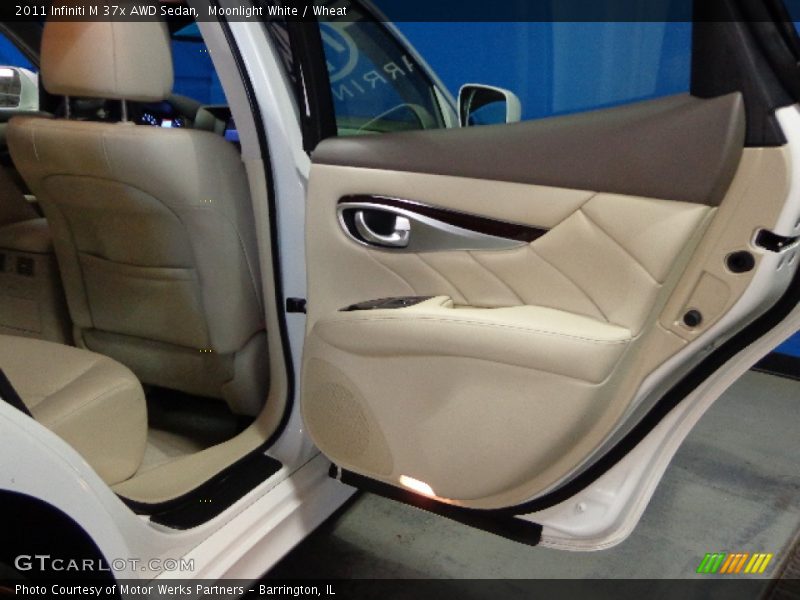 Moonlight White / Wheat 2011 Infiniti M 37x AWD Sedan