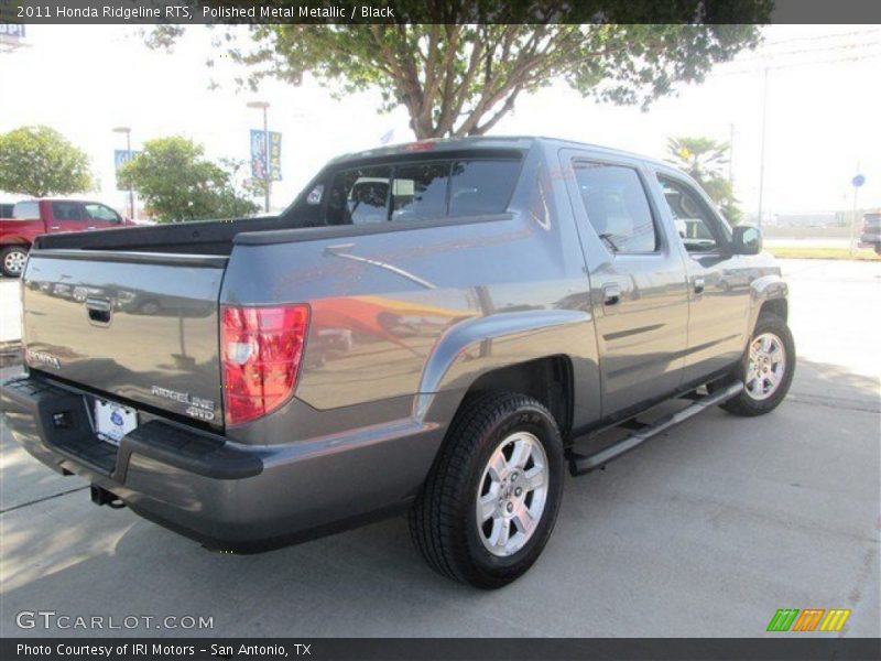 Polished Metal Metallic / Black 2011 Honda Ridgeline RTS