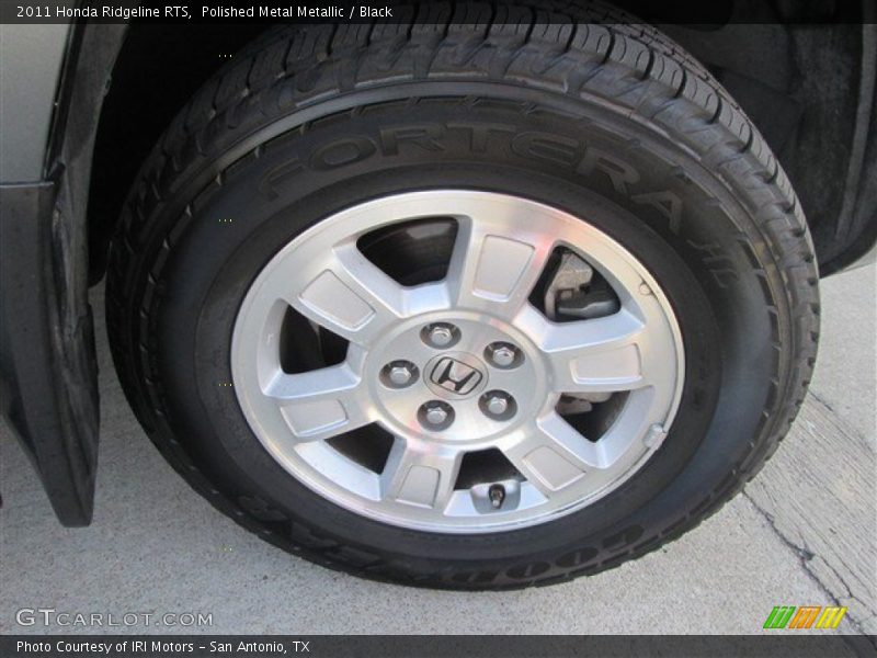 Polished Metal Metallic / Black 2011 Honda Ridgeline RTS