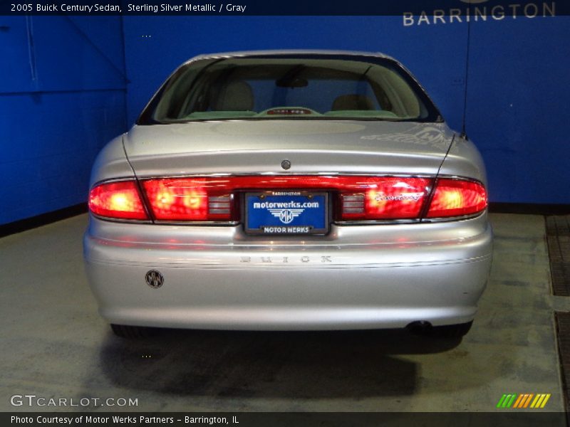 Sterling Silver Metallic / Gray 2005 Buick Century Sedan