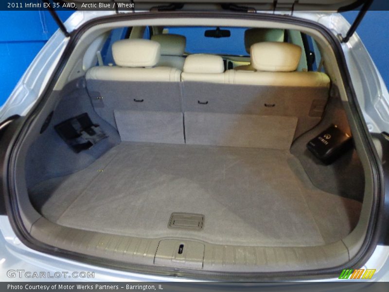  2011 EX 35 AWD Trunk