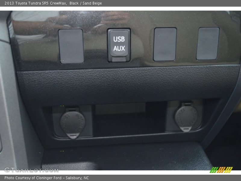 Black / Sand Beige 2013 Toyota Tundra SR5 CrewMax