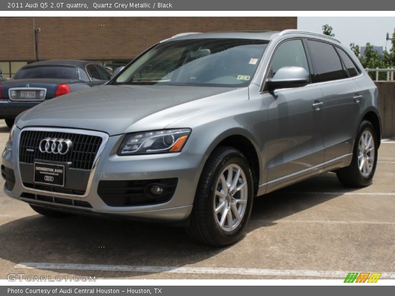Quartz Grey Metallic / Black 2011 Audi Q5 2.0T quattro