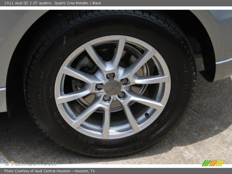 Quartz Grey Metallic / Black 2011 Audi Q5 2.0T quattro