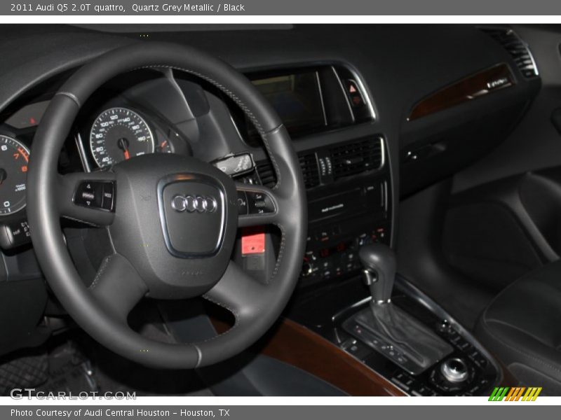 Quartz Grey Metallic / Black 2011 Audi Q5 2.0T quattro