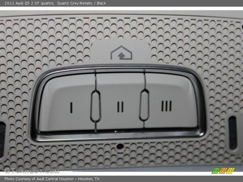 Quartz Grey Metallic / Black 2011 Audi Q5 2.0T quattro