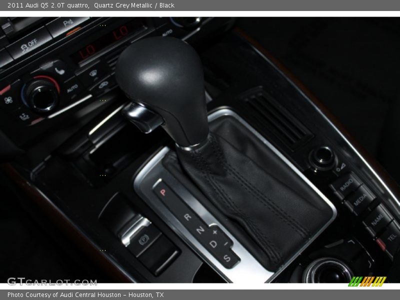 Quartz Grey Metallic / Black 2011 Audi Q5 2.0T quattro