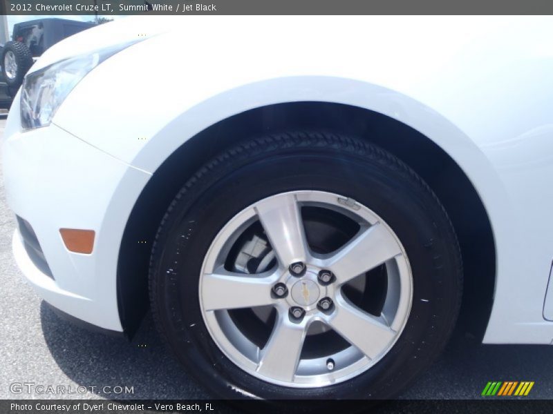 Summit White / Jet Black 2012 Chevrolet Cruze LT