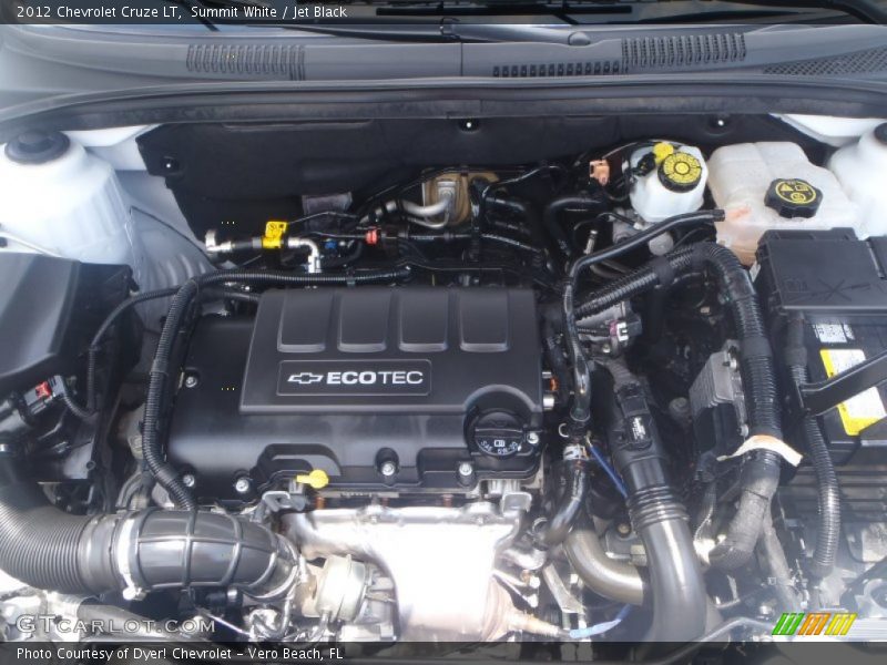 Summit White / Jet Black 2012 Chevrolet Cruze LT