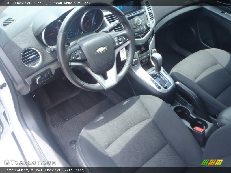 Summit White / Jet Black 2012 Chevrolet Cruze LT