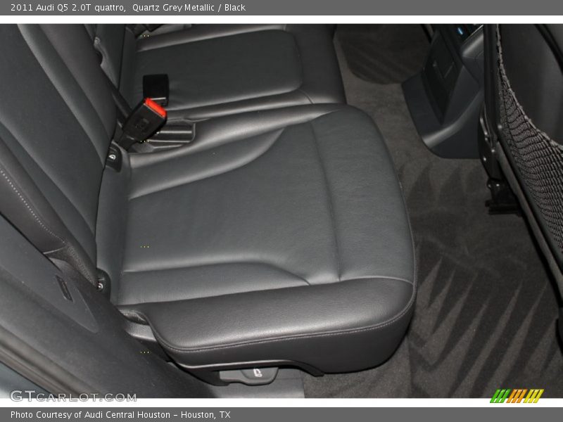 Quartz Grey Metallic / Black 2011 Audi Q5 2.0T quattro