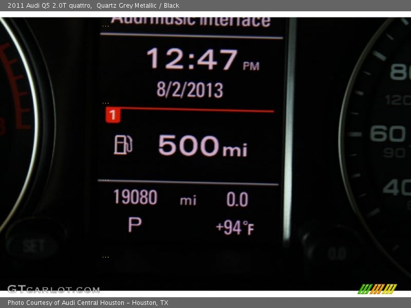 Quartz Grey Metallic / Black 2011 Audi Q5 2.0T quattro