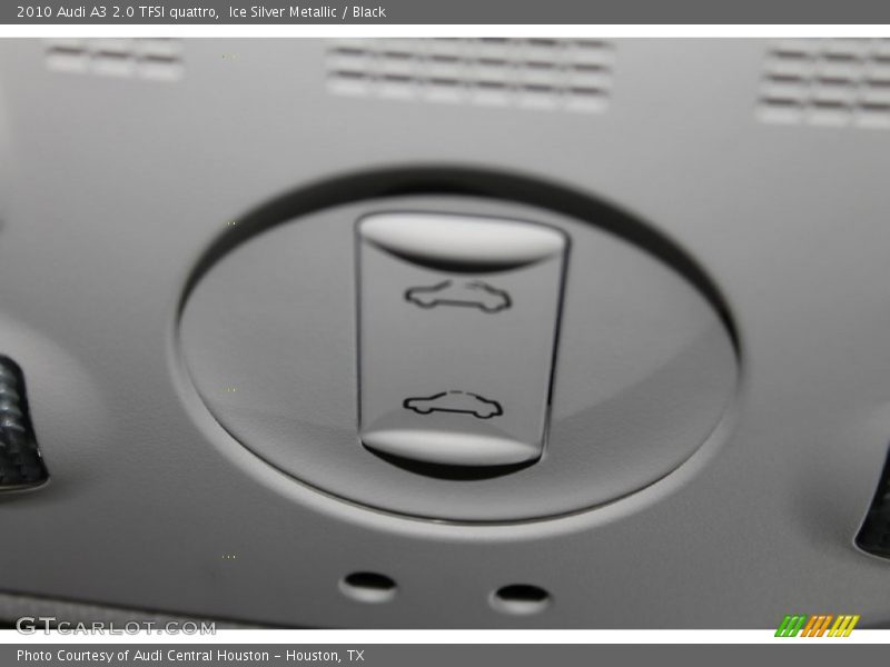 Ice Silver Metallic / Black 2010 Audi A3 2.0 TFSI quattro