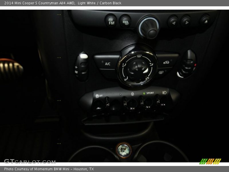 Light White / Carbon Black 2014 Mini Cooper S Countryman All4 AWD