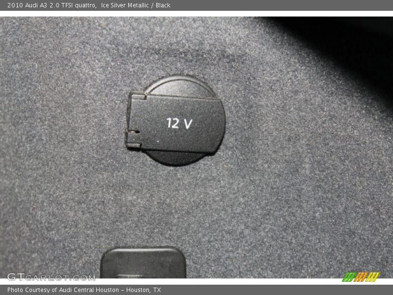 Ice Silver Metallic / Black 2010 Audi A3 2.0 TFSI quattro
