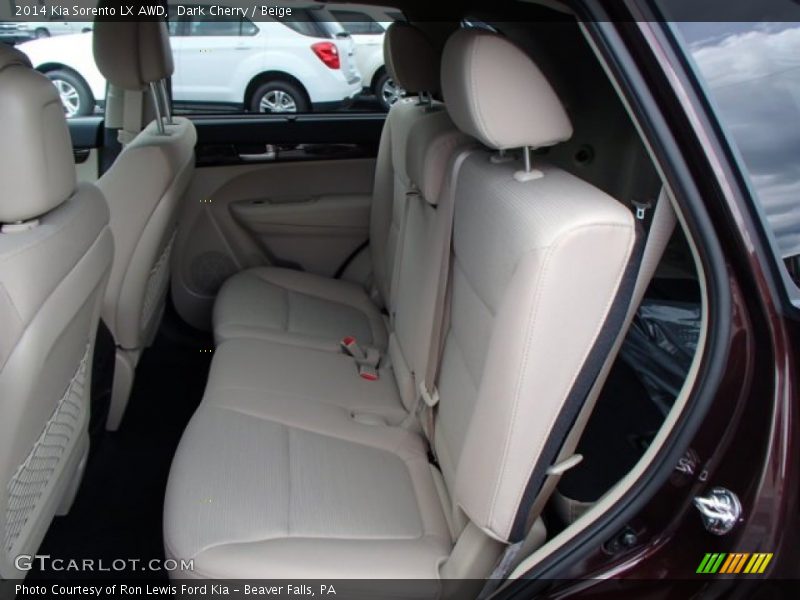 Rear Seat of 2014 Sorento LX AWD