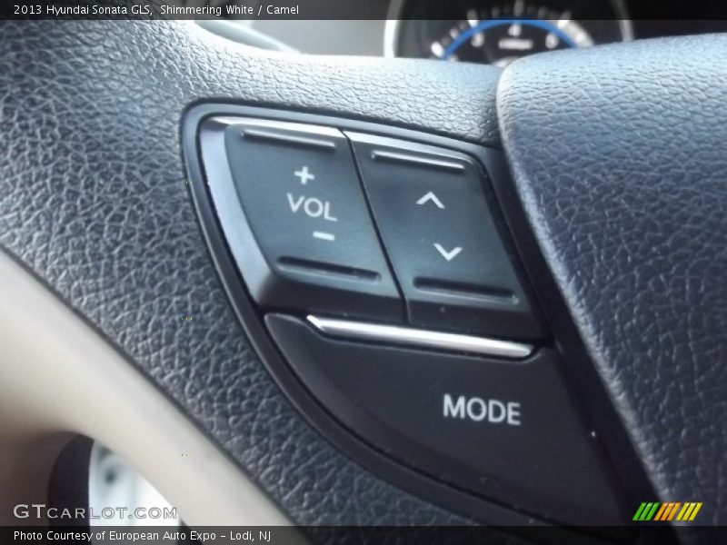 Shimmering White / Camel 2013 Hyundai Sonata GLS