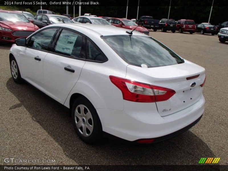 Oxford White / Charcoal Black 2014 Ford Focus S Sedan