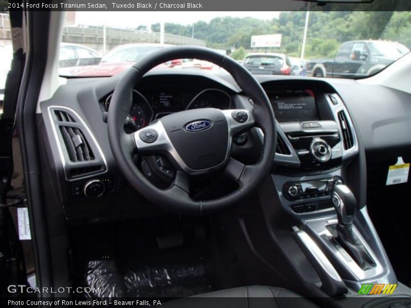 Tuxedo Black / Charcoal Black 2014 Ford Focus Titanium Sedan