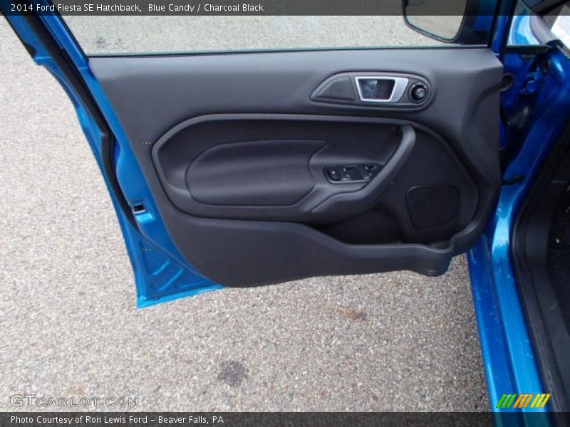 Blue Candy / Charcoal Black 2014 Ford Fiesta SE Hatchback