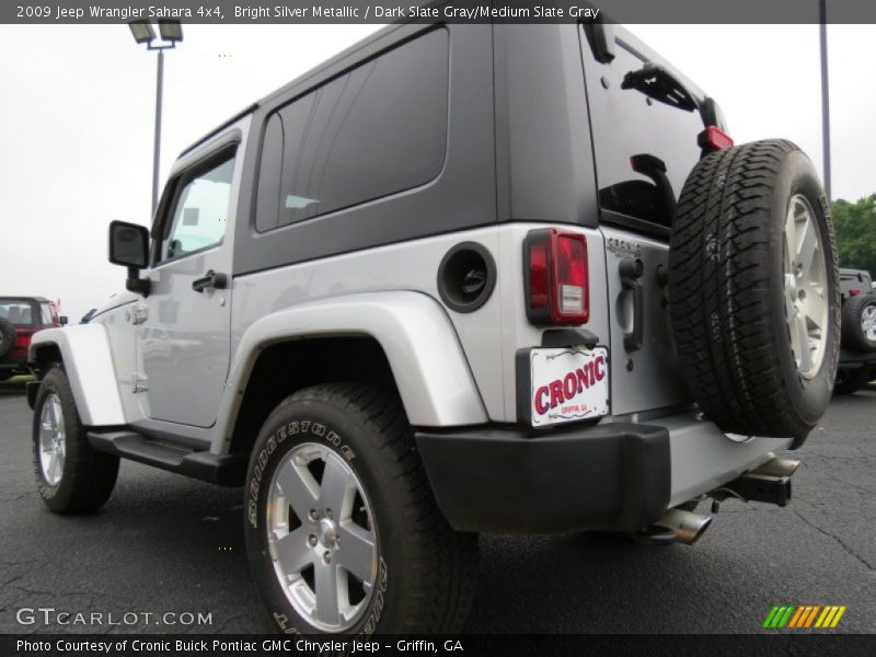 Bright Silver Metallic / Dark Slate Gray/Medium Slate Gray 2009 Jeep Wrangler Sahara 4x4