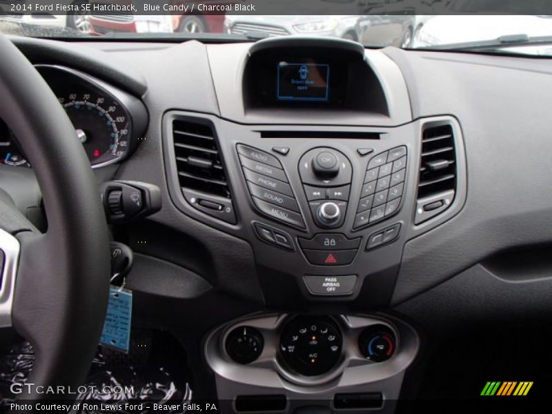 Controls of 2014 Fiesta SE Hatchback