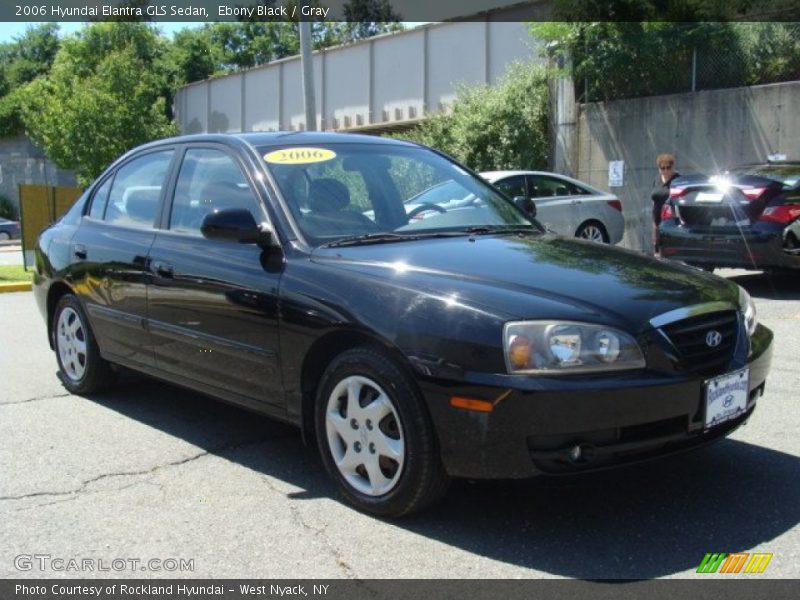 Ebony Black / Gray 2006 Hyundai Elantra GLS Sedan