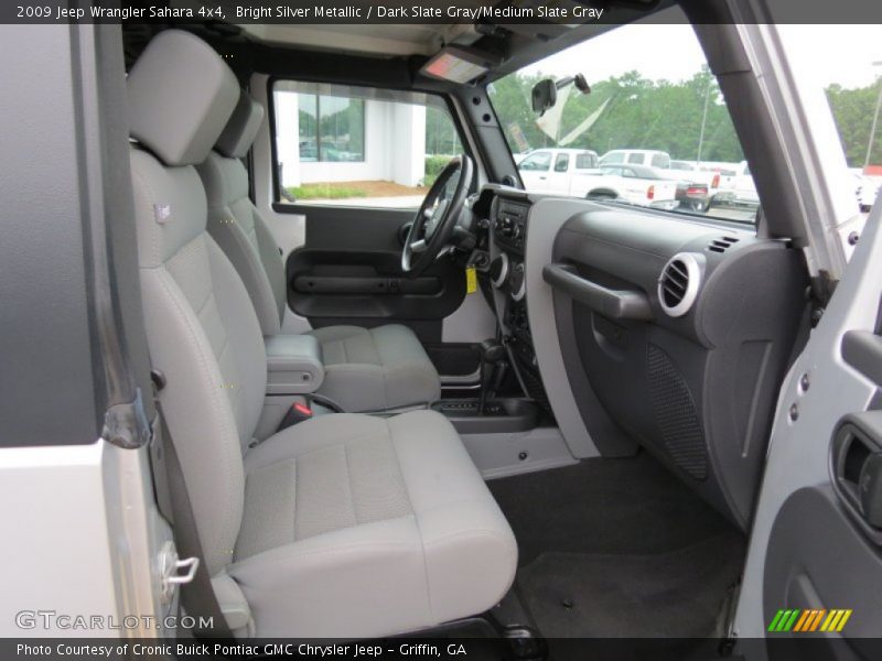 Bright Silver Metallic / Dark Slate Gray/Medium Slate Gray 2009 Jeep Wrangler Sahara 4x4