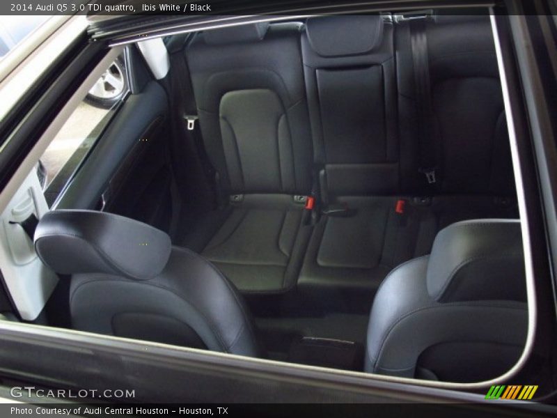 Ibis White / Black 2014 Audi Q5 3.0 TDI quattro