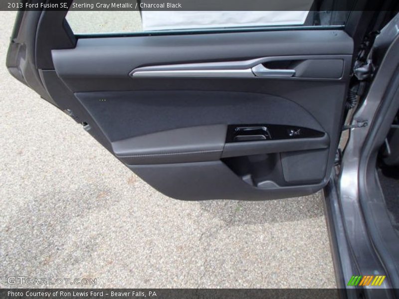 Sterling Gray Metallic / Charcoal Black 2013 Ford Fusion SE