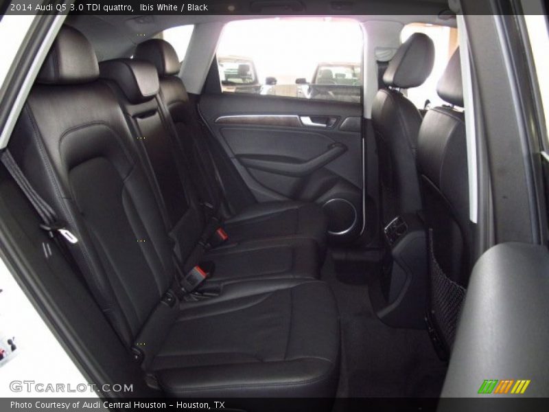 Ibis White / Black 2014 Audi Q5 3.0 TDI quattro