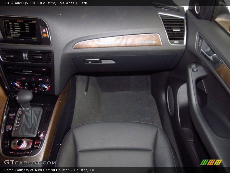 Ibis White / Black 2014 Audi Q5 3.0 TDI quattro