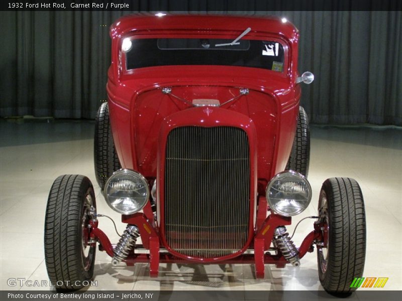 Garnet Red / Purple 1932 Ford Hot Rod