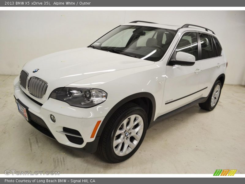 Front 3/4 View of 2013 X5 xDrive 35i