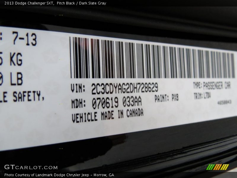 Pitch Black / Dark Slate Gray 2013 Dodge Challenger SXT