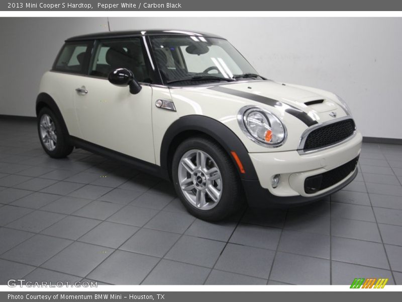 Pepper White / Carbon Black 2013 Mini Cooper S Hardtop