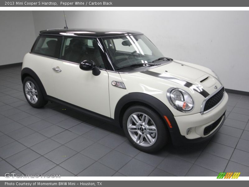 Pepper White / Carbon Black 2013 Mini Cooper S Hardtop