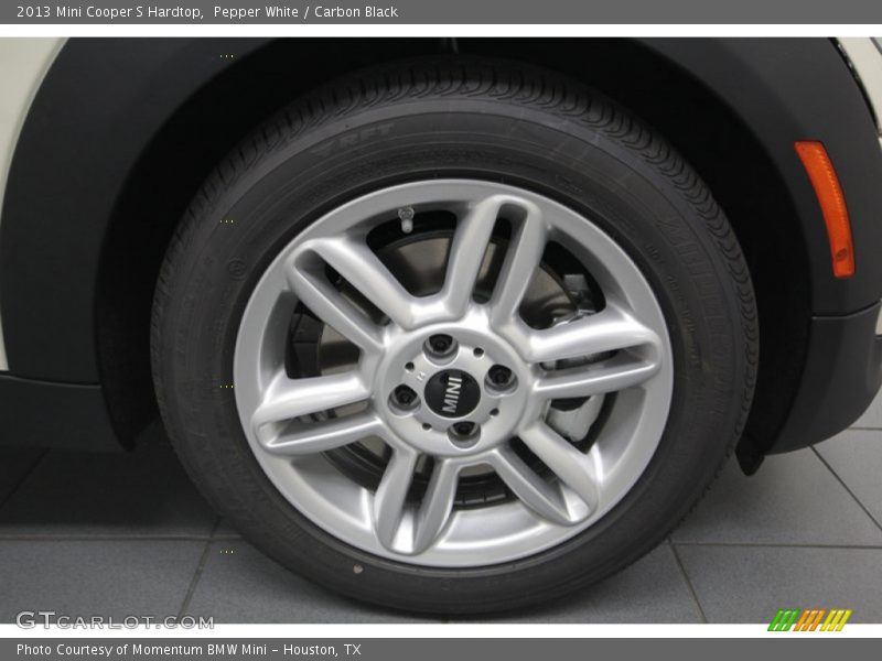 Pepper White / Carbon Black 2013 Mini Cooper S Hardtop