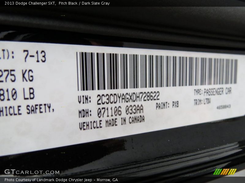 Pitch Black / Dark Slate Gray 2013 Dodge Challenger SXT
