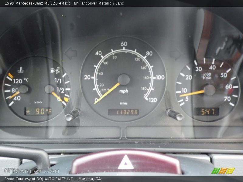 Brilliant Silver Metallic / Sand 1999 Mercedes-Benz ML 320 4Matic