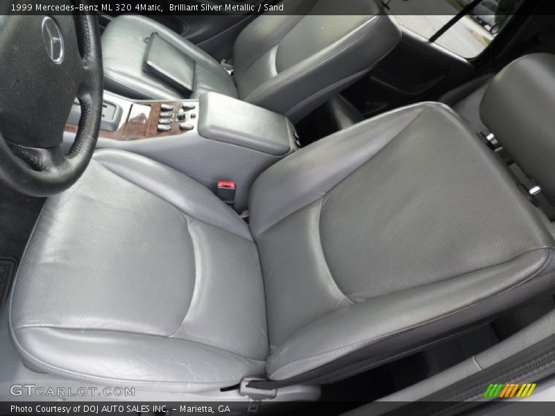 Brilliant Silver Metallic / Sand 1999 Mercedes-Benz ML 320 4Matic