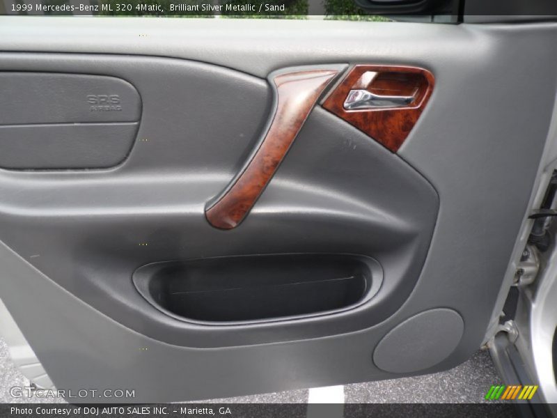 Brilliant Silver Metallic / Sand 1999 Mercedes-Benz ML 320 4Matic