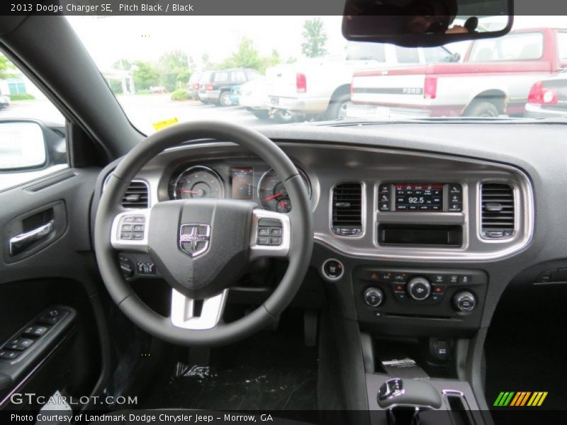 Pitch Black / Black 2013 Dodge Charger SE